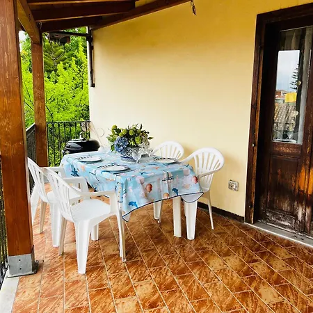 Appartamento Girasole Apartment *
